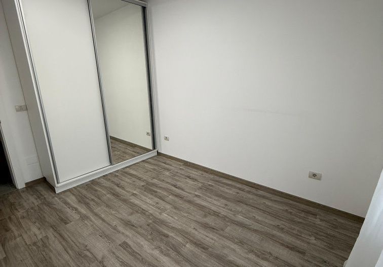 Giroc-Aleea cu plopi | 2 Camere + Terasa 17 mp  | Bucatarie inchisa | Etaj 1 - Poză 4