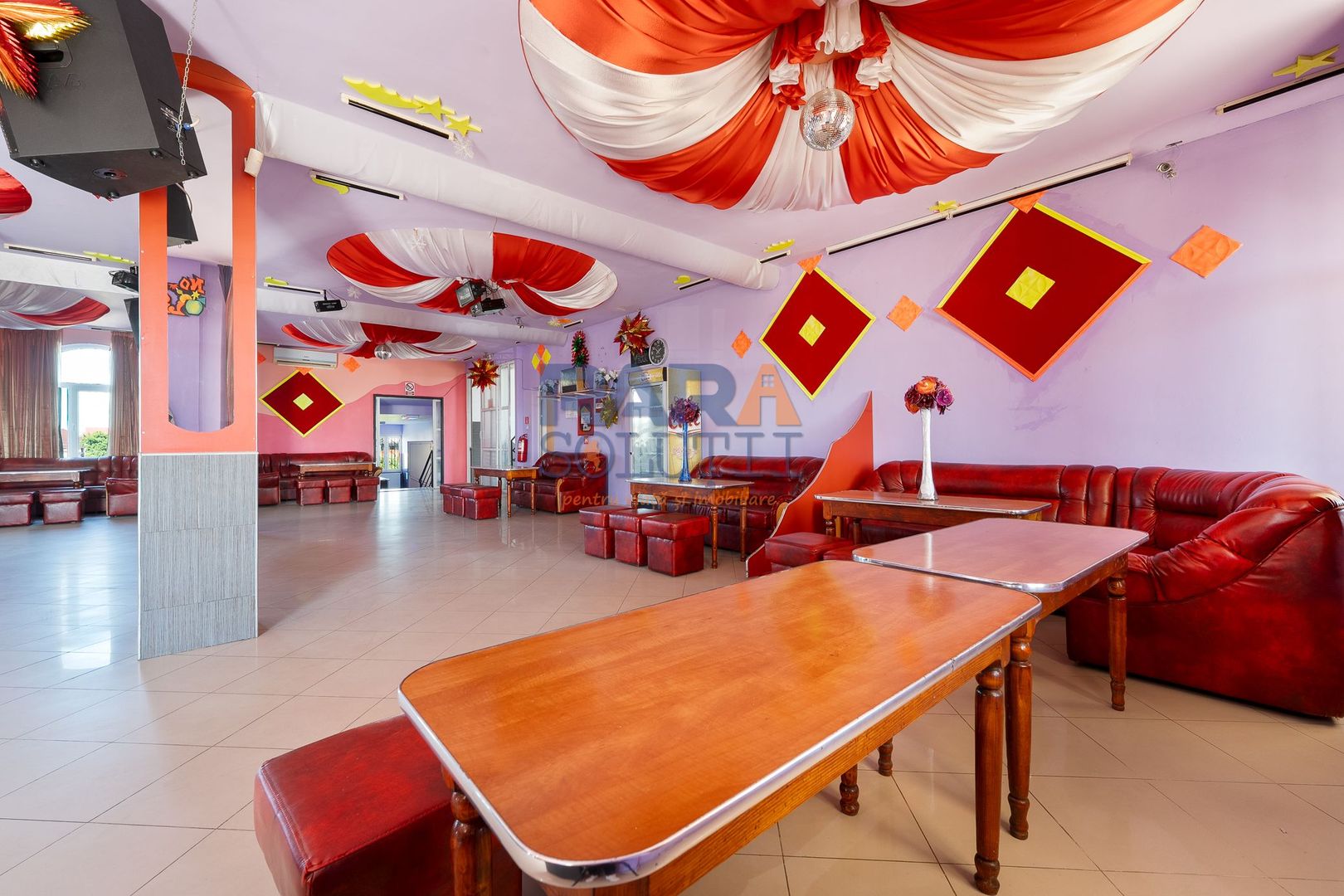 Spatiu comercial 1900 mp construiți, 3 niveluri, complet utilat - Poză 14
