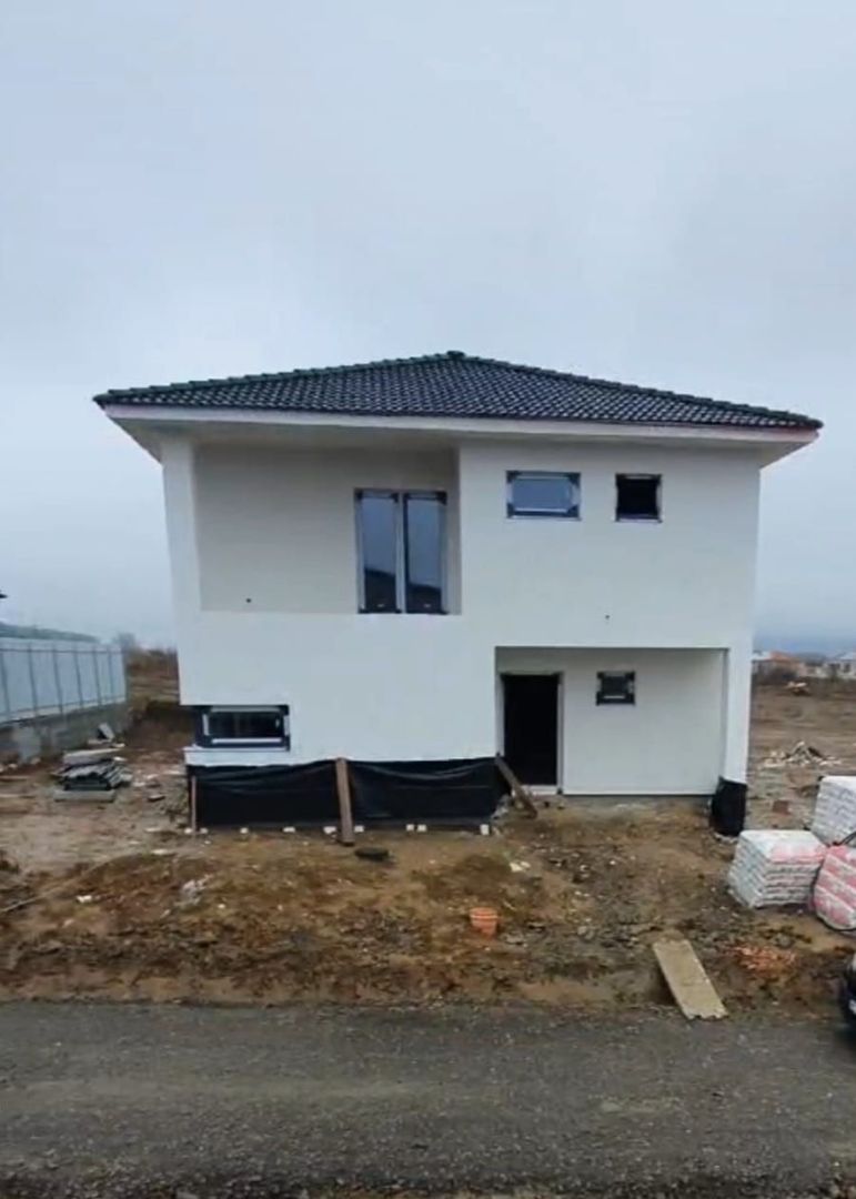 Casă individuală P+E -  Corunca - Poză 1