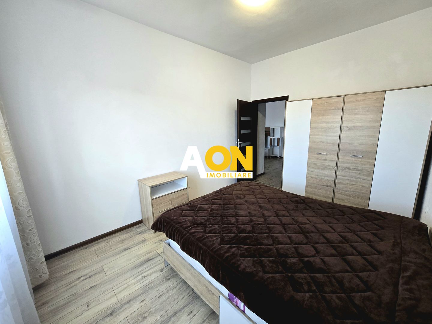 Apartament 2 Camere Bloc Nou, Complet Mobilat Utilat - Poză 2