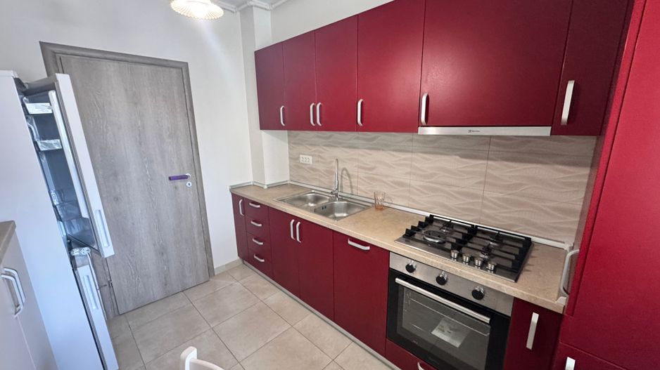 AP. 2 CAMERE, - CURTE 70 MP, BUCATARIE INCHISA, PARCARE INCLUSA, LIBER - Poză 8