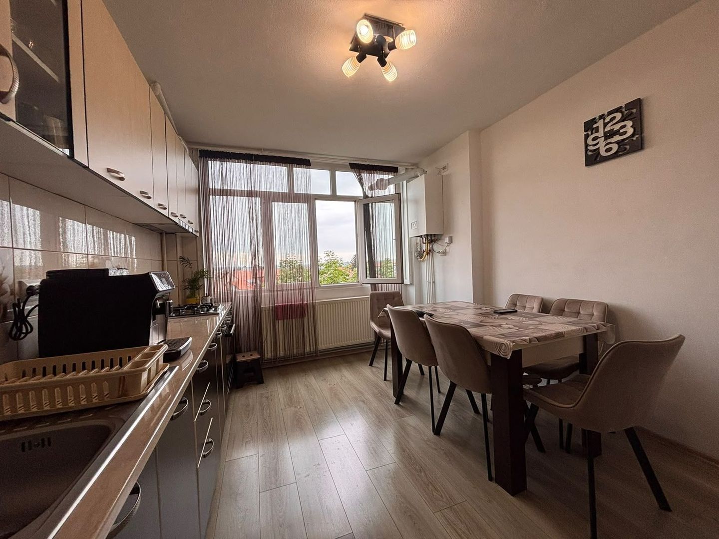Apartament 2 camere decomandat de vânzare în Sibiu - Poză 10