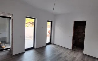 Duplex pe parter Mosnita Veche - Poză 19