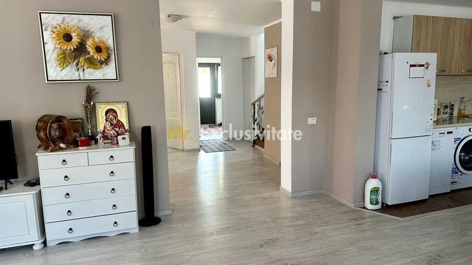 Pensiune de vânzare în Bobu, Scoarța - sau schimb cu apartament Timisoara - Poză 12