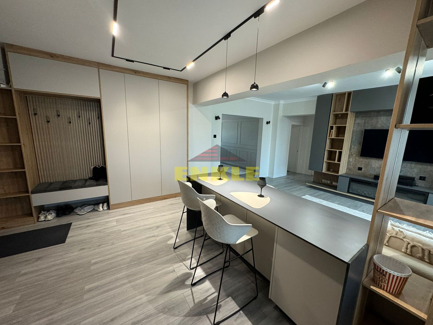 De vânzare – Apartament 4 camere, 102 mp, zona Bazar - Poză 6