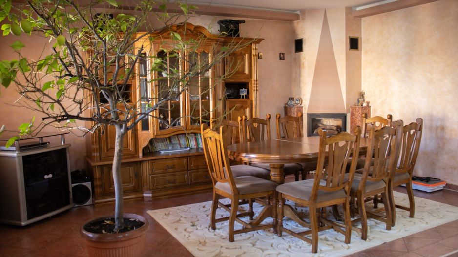 Casa/Vilă cu 7 Camere I 820 mp I Suceava - Poză 2