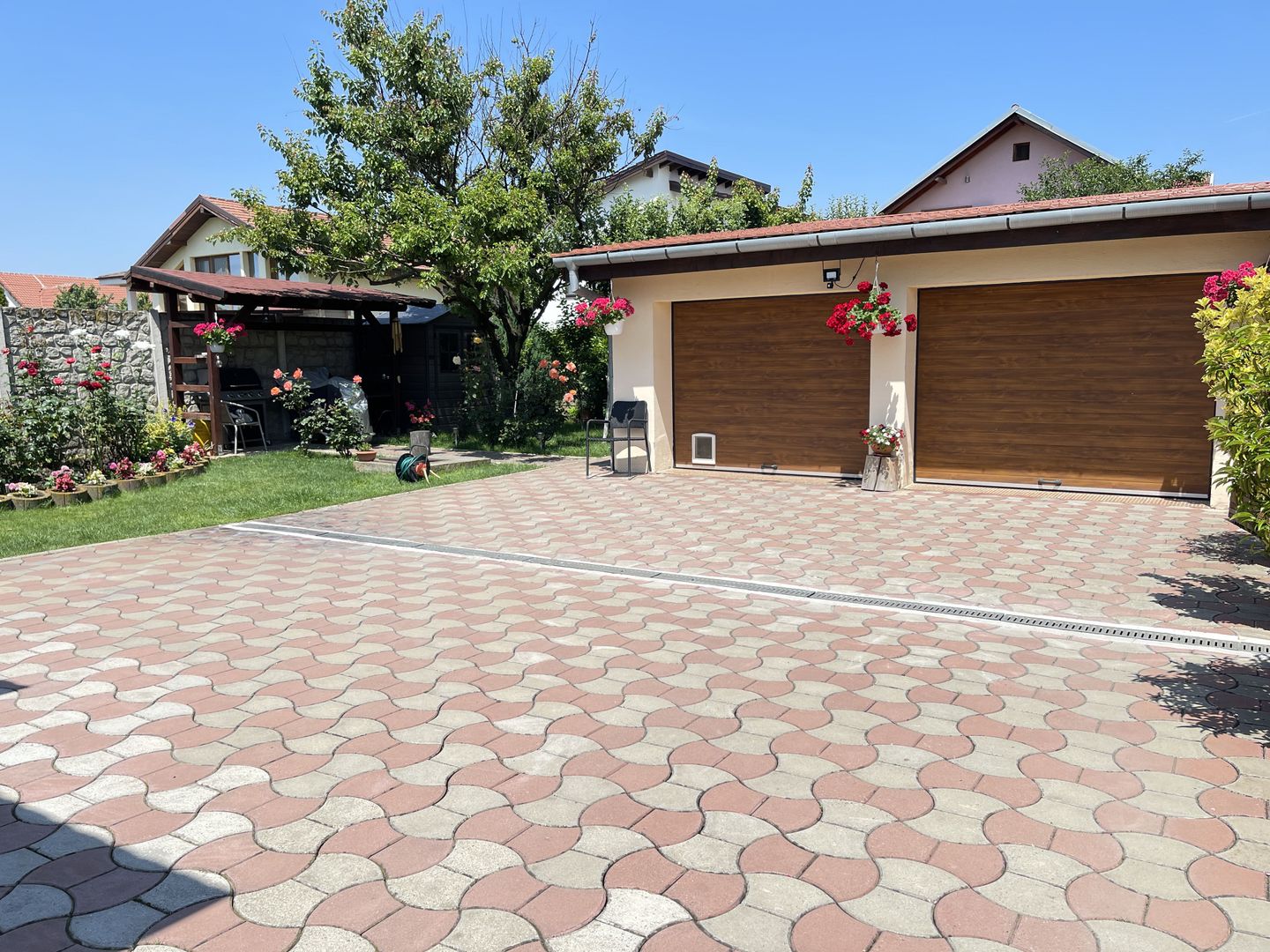 Casa P+1 in zona Blascovici - Poză 1