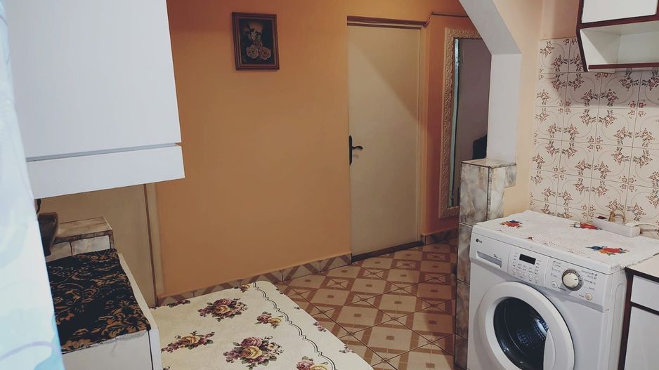 ageuropa.ro vinde Ap. 2 cam. 55mp Etaj 2 în Carpați 1. - Poză 6