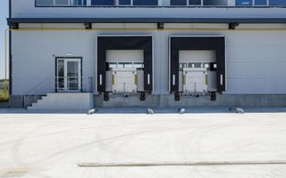 Hala industrială 2.000 mp • Depozitare / Producție • Rampe încărcare • Otopeni - Poză 2