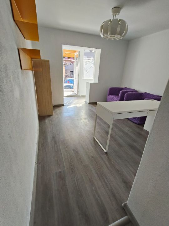 Spațiu de închiriat Târgu Jiu –zona 8 Mai, către Spitalul 700 - Poză 8