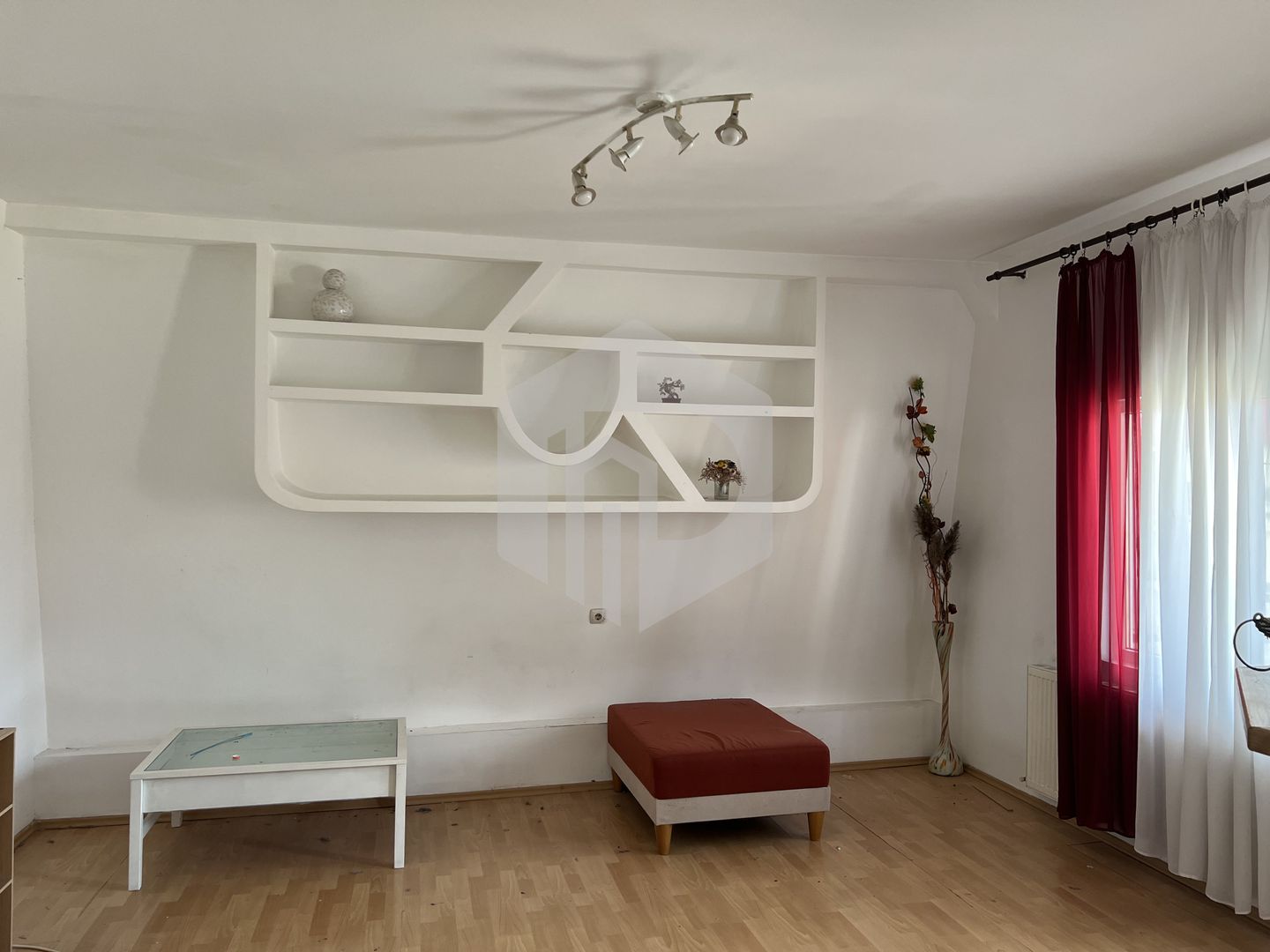 Apartament de inchiriat in Turnisor- Aleea Iasomiei - Poză 2