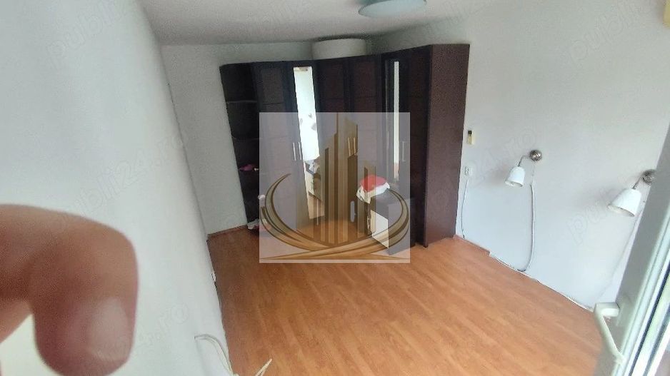 vand apartament 3 camere strada covasna Brâncoveanu - Poză 2