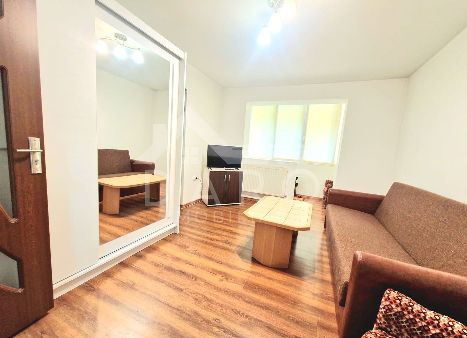 Inchiriez apartament cu doua camere in Cartierul Dambu - Poză 9