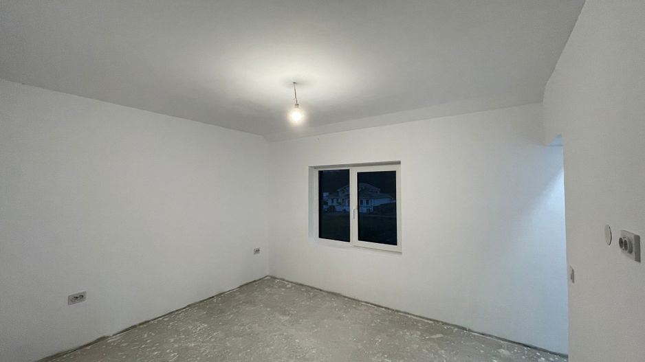 Duplex - 5 camere- 3 dormitoare- 147.900€ | Giarmata-Vii | - Poză 5