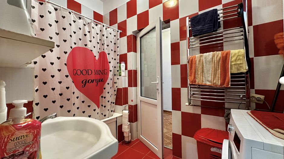 Apartament 4 camere,  cu vedere spre centrul vechi din Piața Unirii - Poză 13