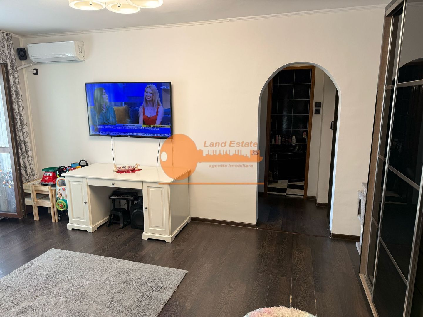 3 Camere Piata Sudului ( 7 minute metrou - bloc 1980 ) - Poză 14