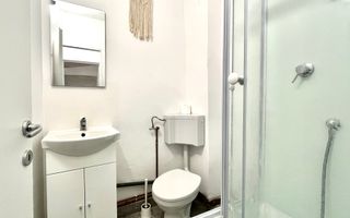 Apartament 3 camere, 2 bai, etajul 1,  in  zona Aradului - Piața Verde - Poză 8