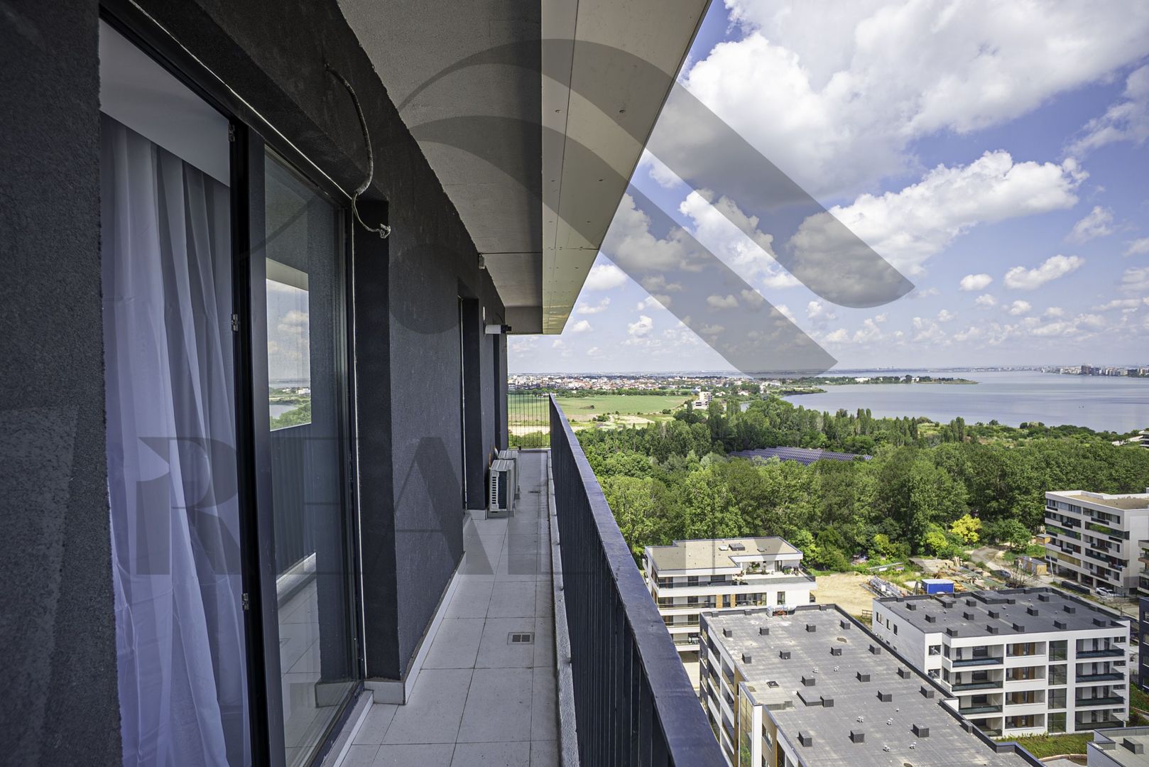 Tomis Tower-Campus-3 camere -totul nou-etaj 14/15 - Poză 15