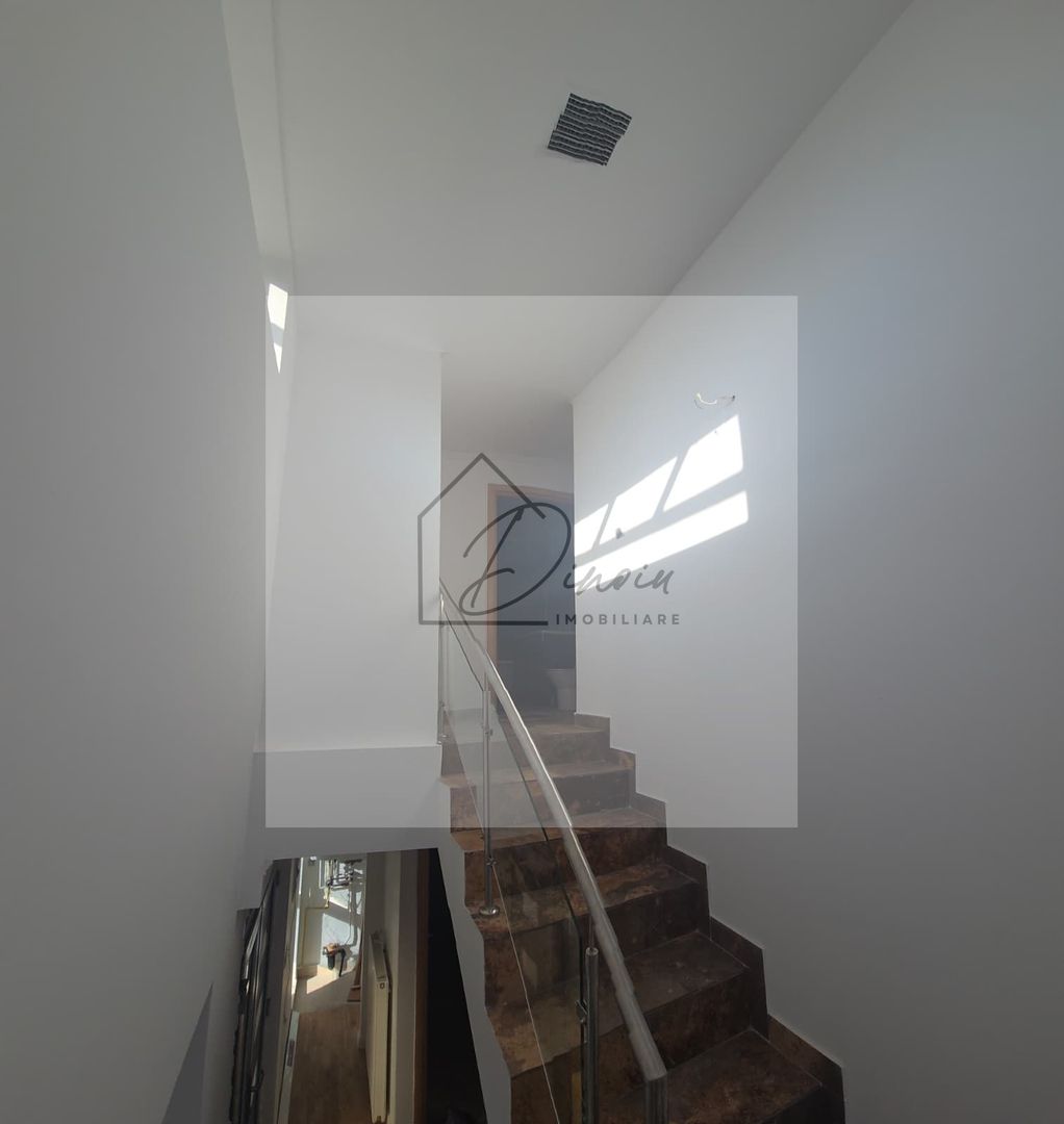 Vila Tunari P+1E I Locatie buna - Toate utilitatile I COMISION 0% - Poză 4