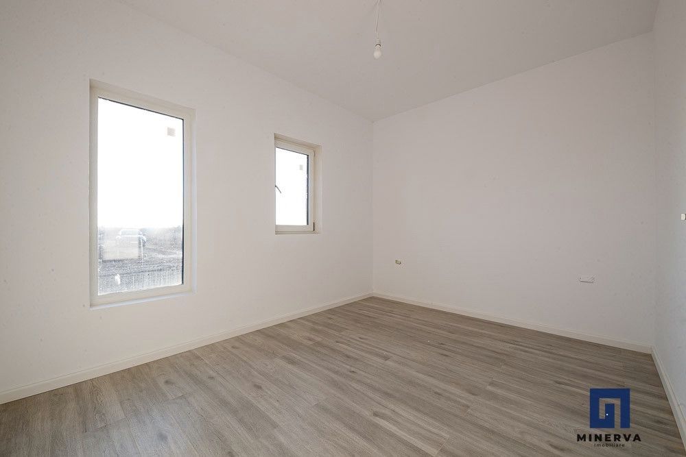Duplex cu 4 camere si teren generos de 352 mp – Mosnita Noua - Poză 28