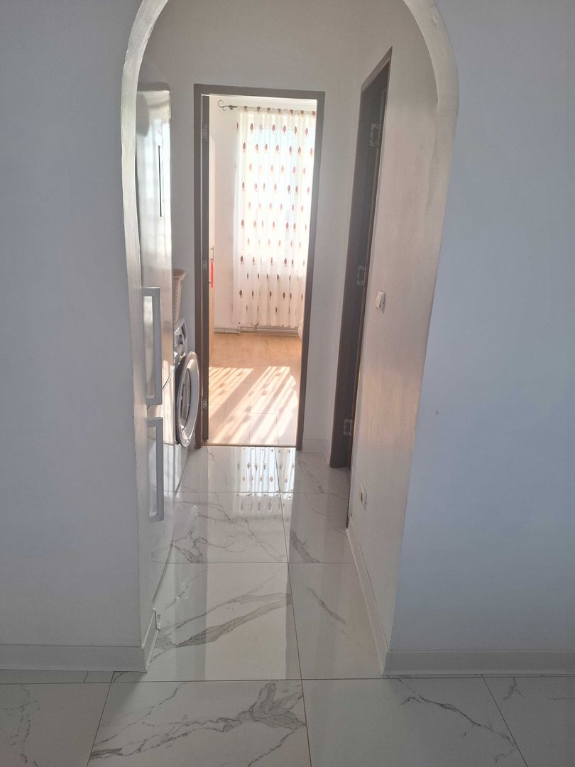 BRASADAS vinde ap 3 cam etaj 4/4 in zona Closca. - Poză 4
