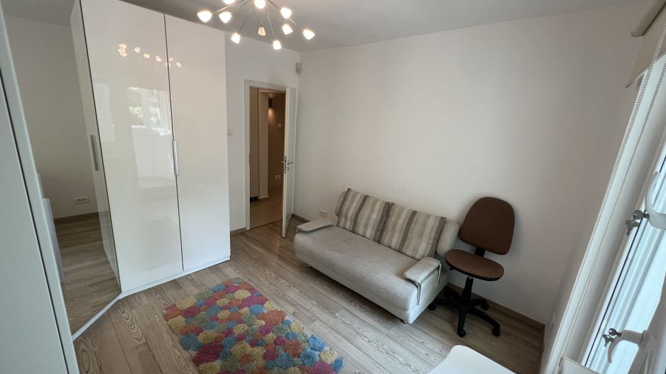 Apartament Lux 4 camere metrou loc parcare - Poză 15