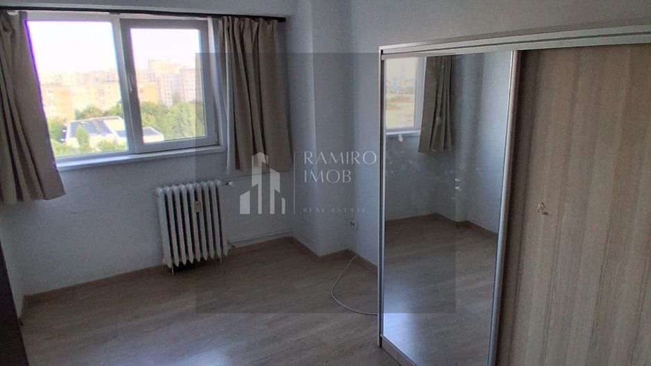 OCAZIE 3 CAMERE METROU GORJULUI 4 minute - Poză 8