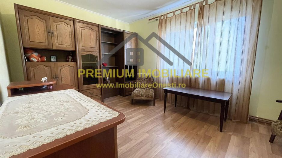 Apartament 2 Camere Decomandat - Targu Ocna - Poză 1