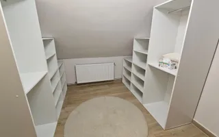 Casa Individuala cu 4 camere, de inchiriat, zona Lupeni - Poză 13