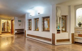 Apartament 5 camere,  Etaj integral vilă monument arhitectural - Poză 28