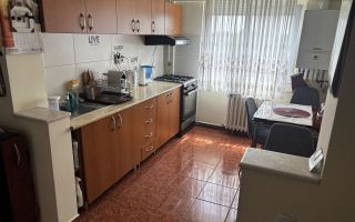BRASADAS vinde ap 3 cam etaj 4/10 Micro 15 utilat mobilat. - Poză 2