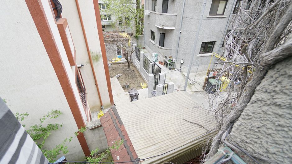 apartament in vila pe Str.Tunari, curte proprie de 115 mp,la245000 Eur - Poză 22