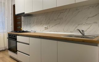 Apartament cu 2 camere, 50 mp, decomandat, Zona Fortuna - Poză 8