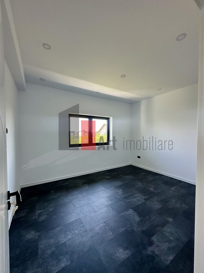Vanzare vila 4 camere in Domnesti - Poză 14