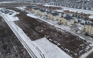 TEREN INTRAVILAN | TOATE UTILITĂȚILE | O PARCELĂ DISPONIBILĂ - Poză 3