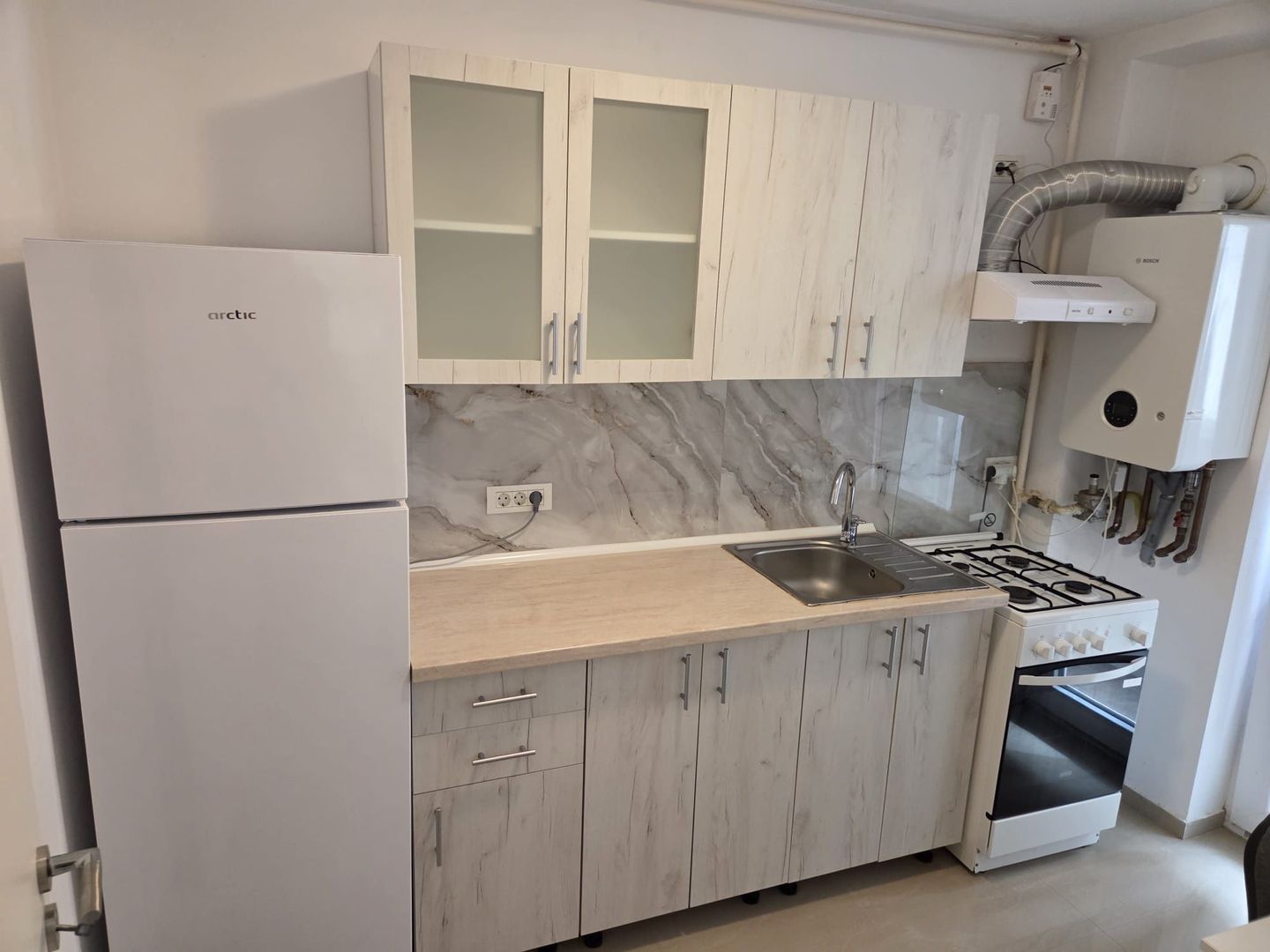 Giroc | 1 Camera | Etaj 1 | Disponibil imediat - Poză 3