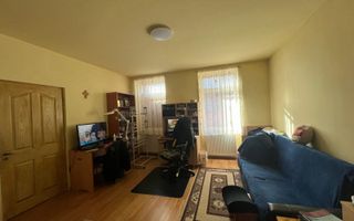 Apartament 2 camere de vânzare – etaj 1, zonă liniștită - Poză 1