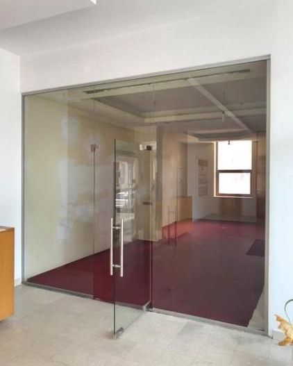 BRASADAS vinde Cladire de Birouri Inchiriat in Zona Unirii. - Poză 3