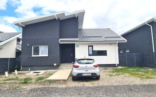 Casa 4 camere (nemobilata, neutilata) cartier Izvor Tarlungeni Brasov - Poză 7
