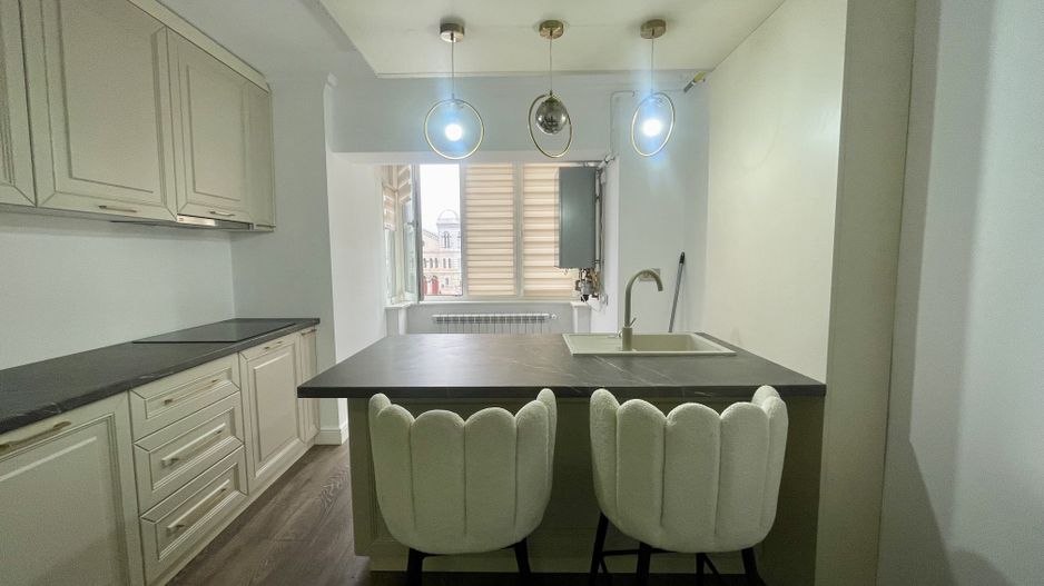 Apartament 3 camere | LUX | Ultracentral | Etaj 2 | Bloc cu lift - Poză 9