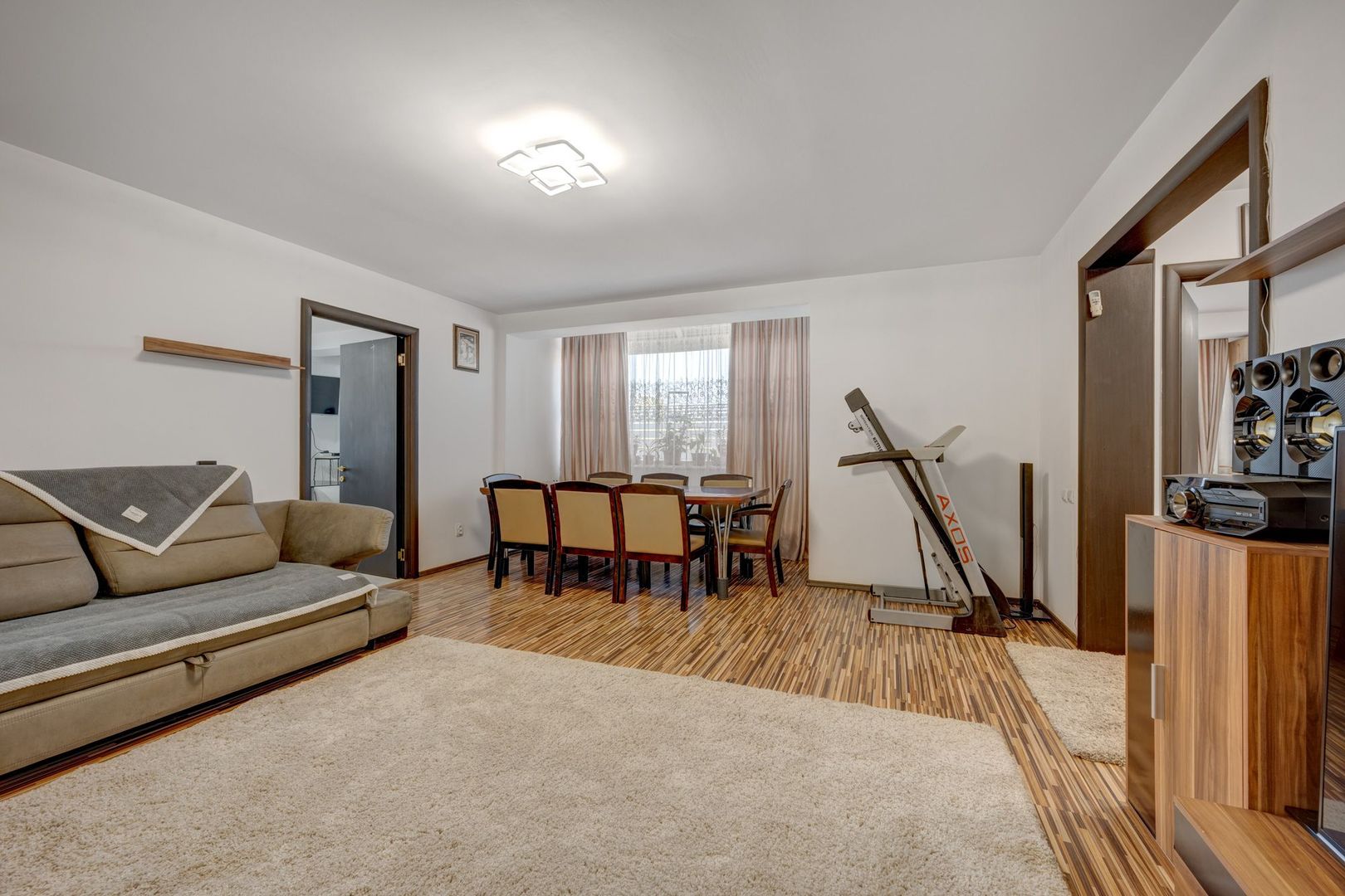 SI CASA SI AFACERE totul sub același acoperiș in Sector 5/Sălaj - LIDL - Poză 43