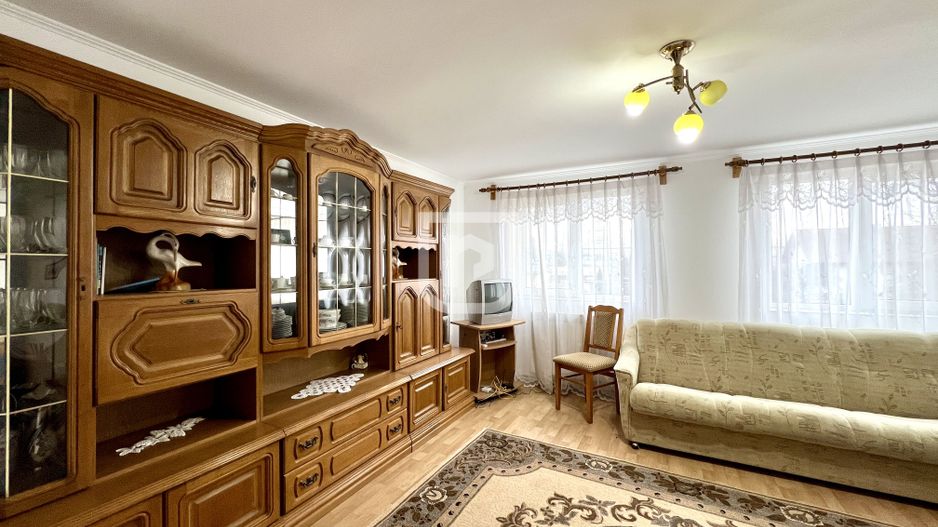 Casa de vacanta spatioasa de vanzare 6 dormitoare in Gura Humorului - Poză 19