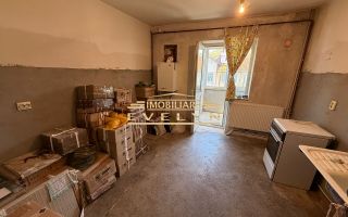 De vanzare apartament 3 camere-bloc tip vila !! - Poză 4