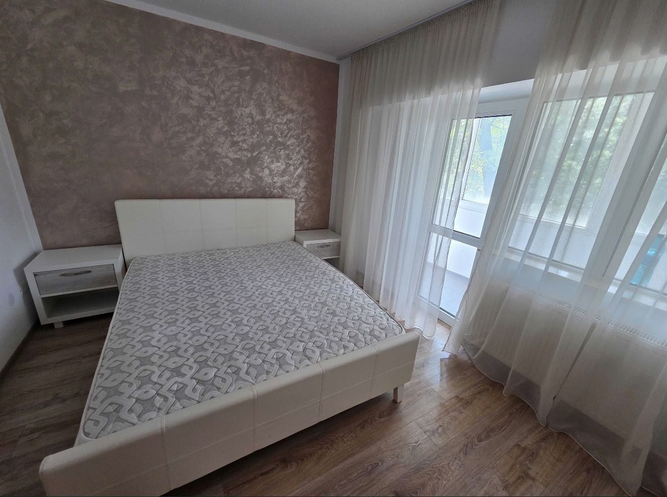 AP. 4 CAMERE-DOAMNA GHICA, PET-FRIENDLY, BUCATARIE INCHISA, REABILITAT - Poză 1