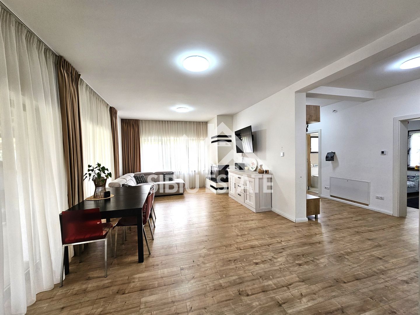 Casa 6 camere, teren 1000 Sibiu Tocile - Poză 15