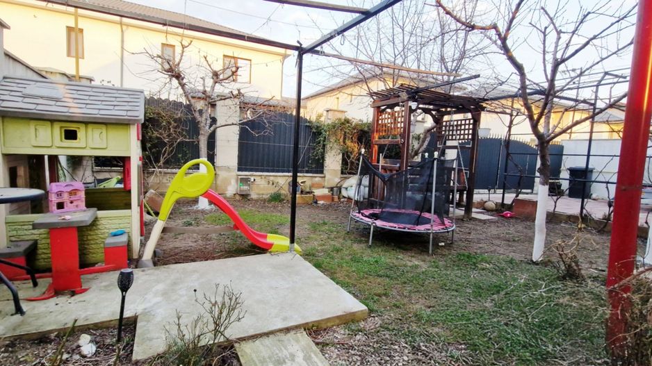 Casă individuală spațioasă | Bragadiru | Constructie 2016 - Poză 7