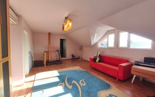 Vânzare casă cu piscină și teren 1.070 mp - Poză 10