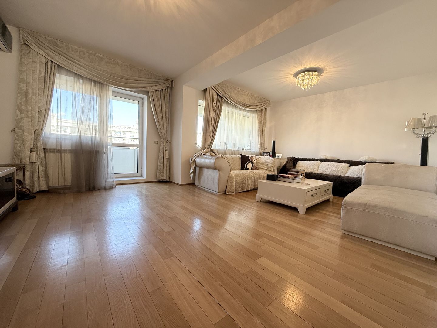 Bulevardul Unirii | 4 camere | vedere mixta | 115mp utili | Decomandat - Poză 4