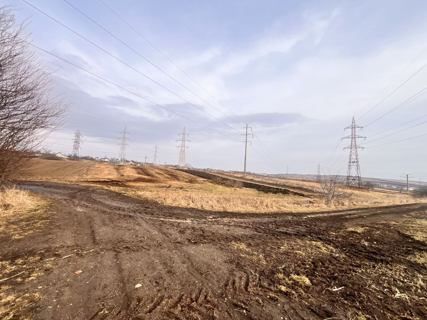 Teren Intravilan de Vânzare 33 Ari | Suceava/Ipotesti I 82.500 Euro - Poză 4