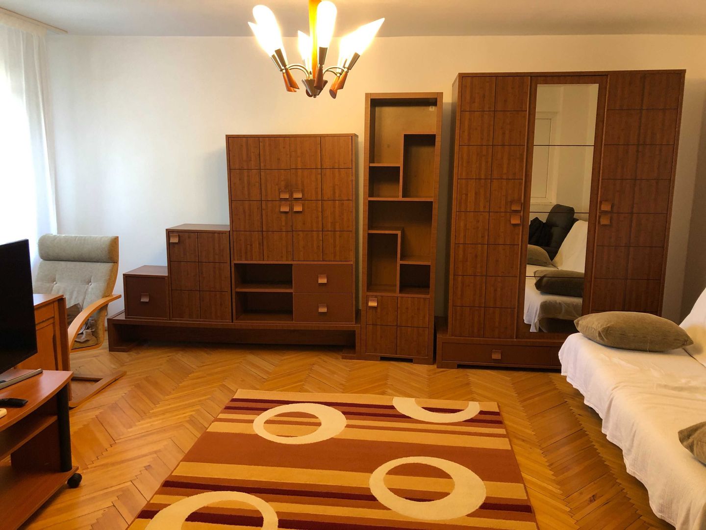 Apartament 2 camere, complet mobilat si utilat, Dreptății - Soseaua Virtutii - Poză 1